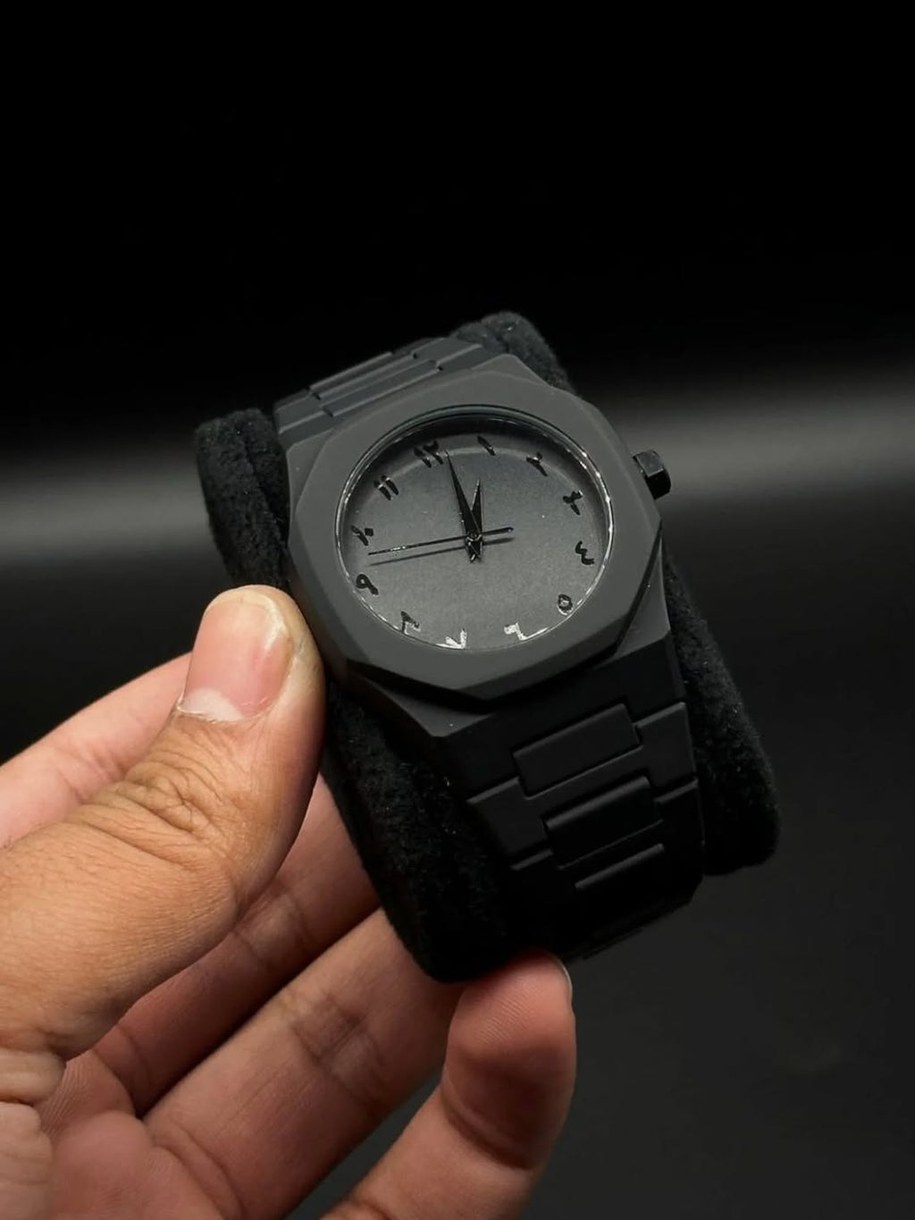 Arabic Aura Watch - Black